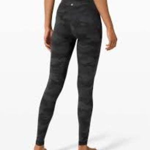Lululemon Align Leggings Hi-Rise 28" in Black Camo